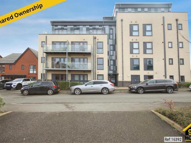 2 bedroom flat for sale