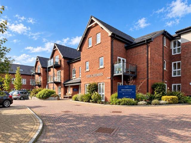2 bedroom flat for sale