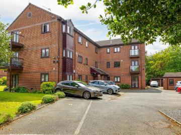 2 bedroom flat for sale