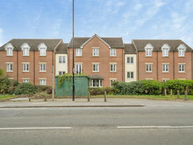 2 bedroom flat for sale