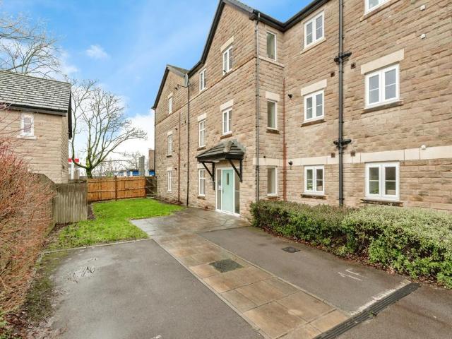 2 bedroom flat for sale