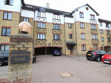 2 bedroom flat for sale