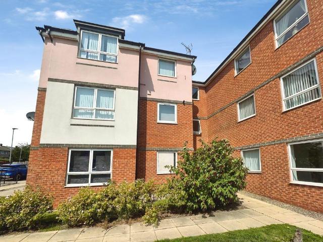 2 bedroom flat for sale