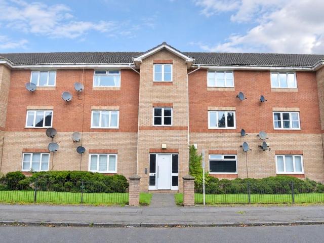 2 bedroom flat for sale