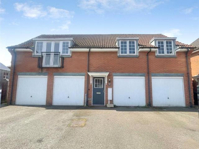 2 bedroom maisonette for sale