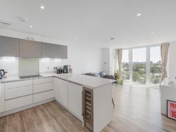 2 bedroom flat for sale