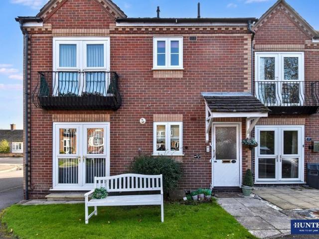 2 bedroom flat for sale