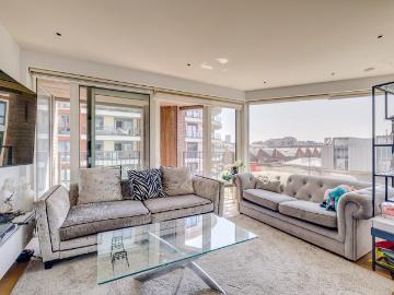 2 bedroom flat for sale