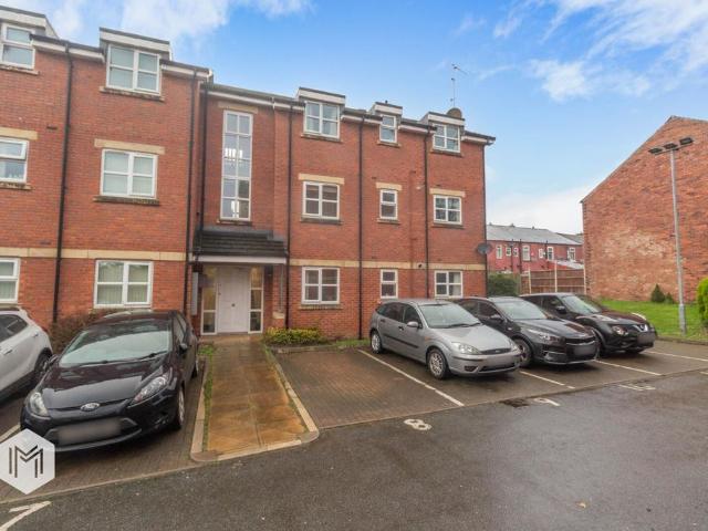 2 bedroom flat for sale