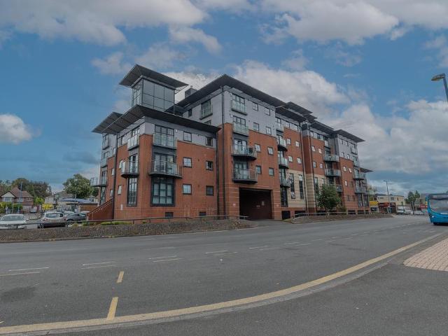 2 bedroom flat for sale