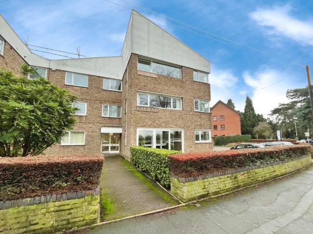 2 bedroom flat for sale