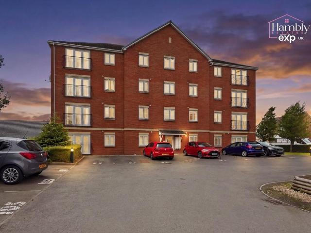 2 bedroom flat for sale