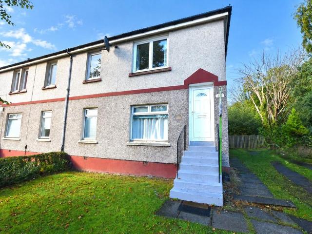 2 bedroom flat for sale