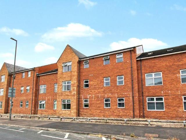 2 bedroom flat for sale