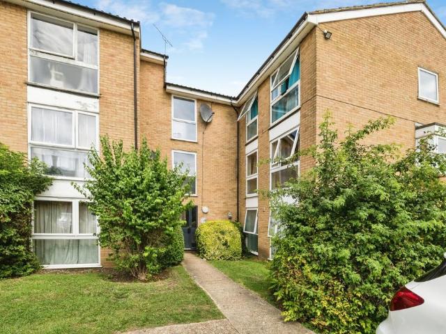 2 bedroom flat for sale