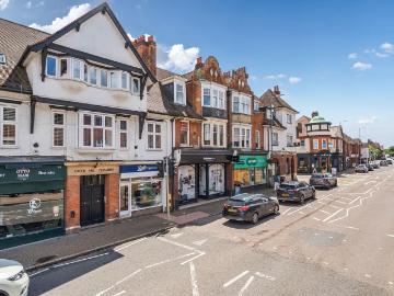 2 bedroom flat for sale