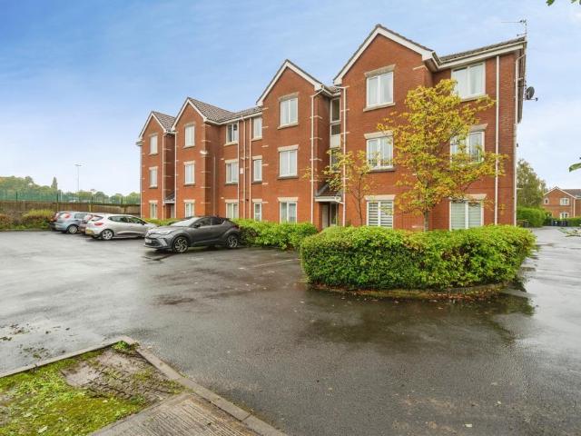 2 bedroom flat for sale