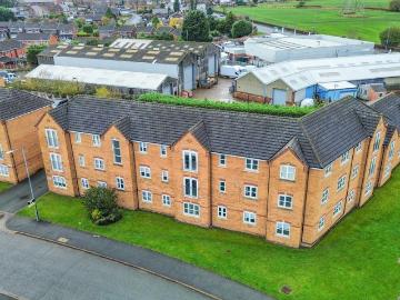 2 bedroom flat for sale