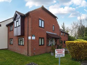 2 bedroom flat for sale