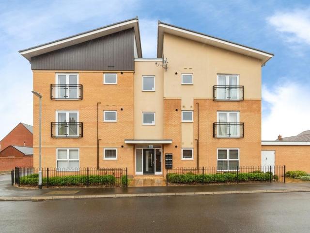 2 bedroom flat for sale