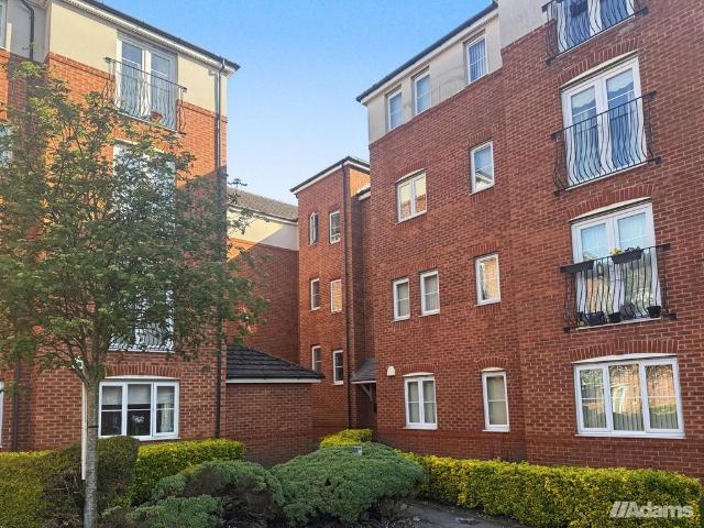 2 bedroom flat for sale