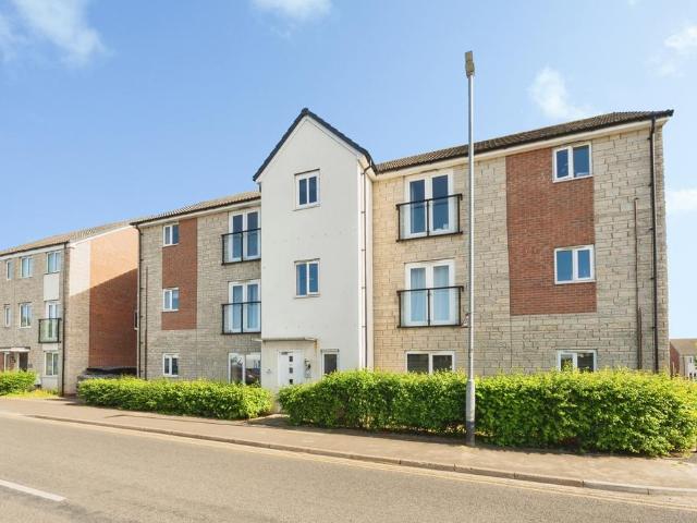 2 bedroom flat for sale