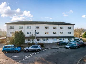 2 bedroom flat for sale