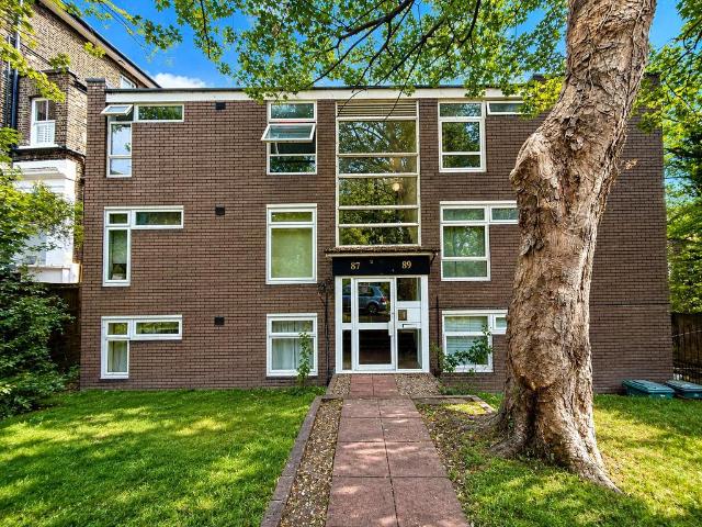 2 bedroom flat for sale