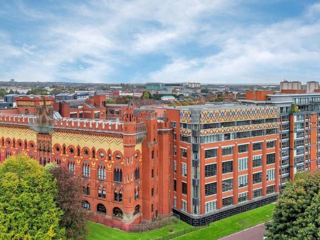 2 bedroom flat for sale