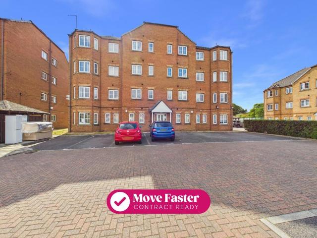 2 bedroom flat for sale