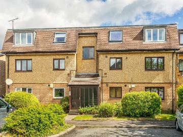 2 bedroom flat for sale