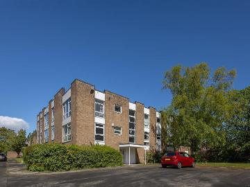 2 bedroom flat for sale