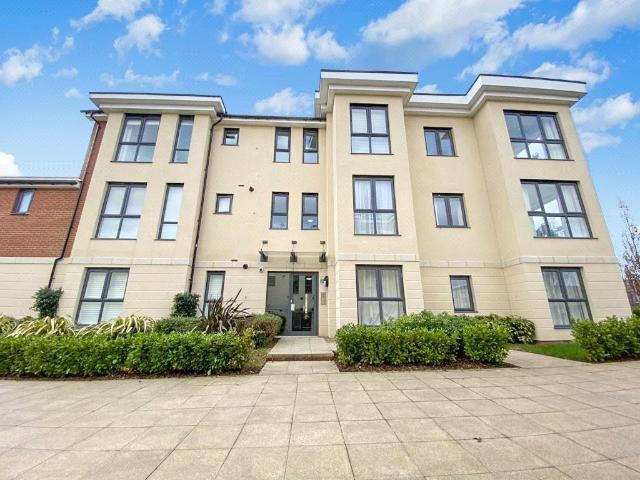 2 bedroom flat for sale