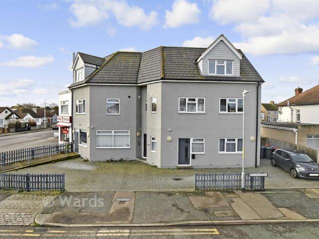 2 bedroom flat for sale