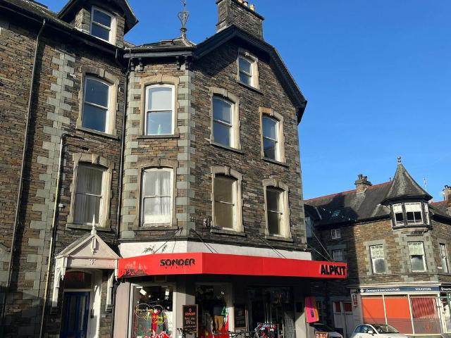 2 bedroom flat for sale
