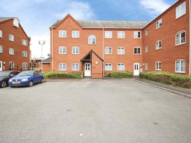2 bedroom flat for sale