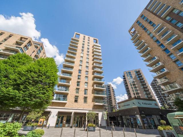 2 bedroom flat for sale