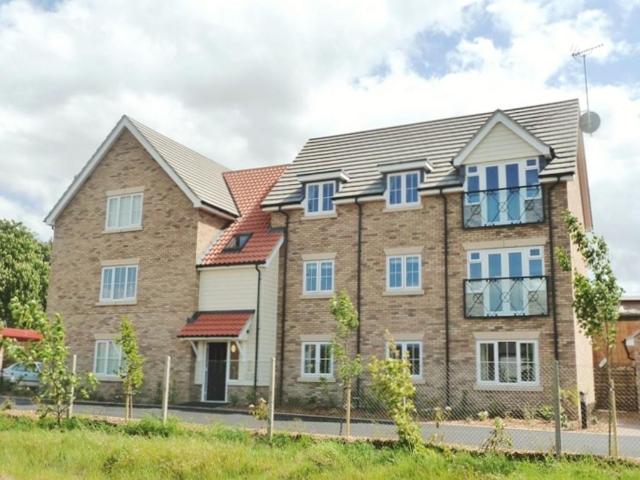 2 bedroom flat for sale