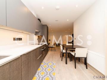 Flat for sale in Wendell Park - Equipped kitchen