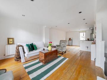 Flat for sale in Hammersmith