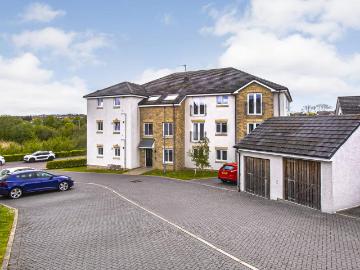 2 bedroom flat for sale