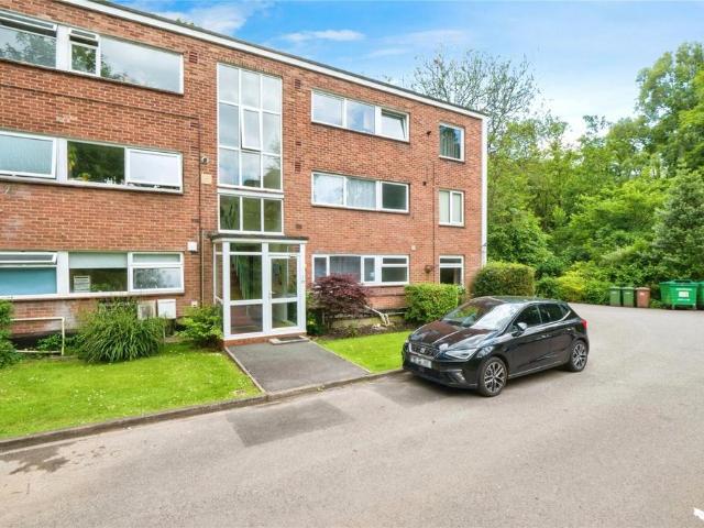 2 bedroom flat for sale