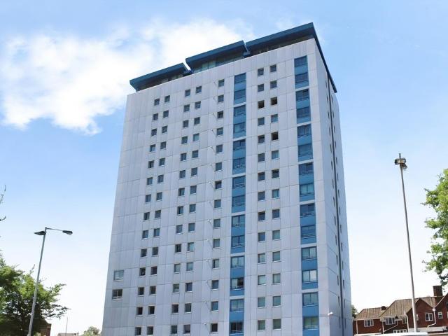 2 bedroom flat for sale