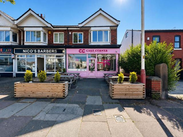 2 bedroom flat for sale