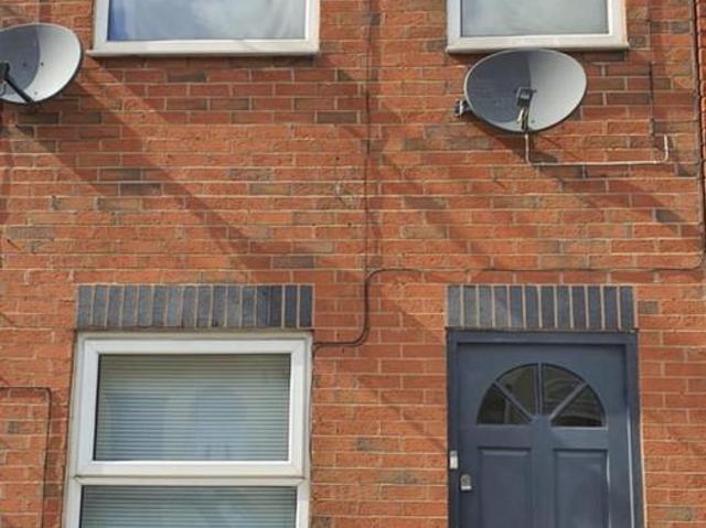 2 bedroom flat for sale
