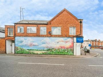 Flat for sale in St Mathhews Private Hospital Ltd - Balcony