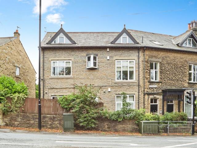 2 bedroom flat for sale