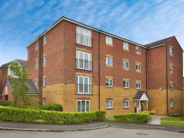 2 bedroom flat for sale