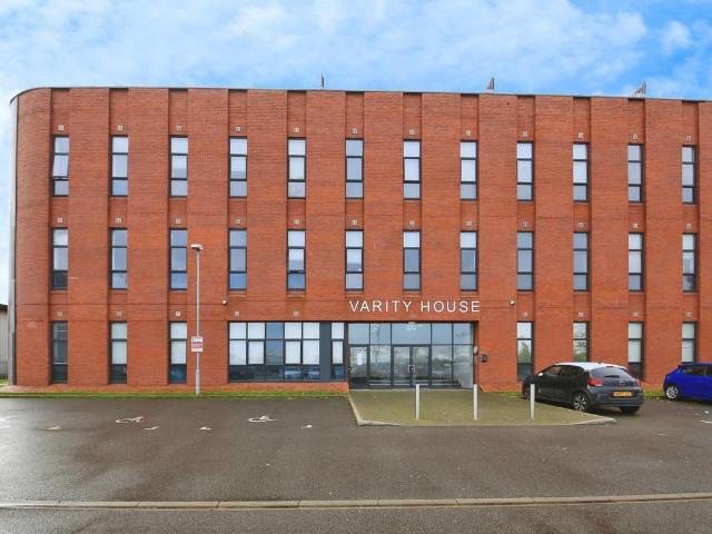 2 bedroom flat for sale