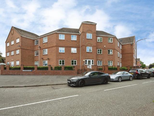 2 bedroom flat for sale